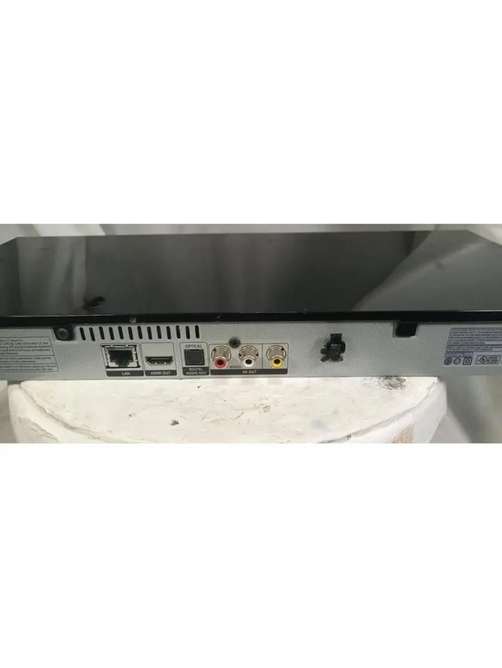 Samsung BD-D5700 Blu-Ray Disc DVD Player Smart WiFi HDMI